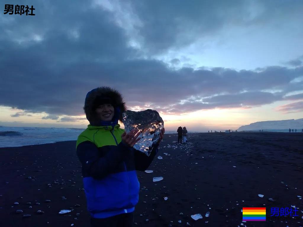 10个gay的高考往事丨“大学期间我和上铺的直男谈了四年恋爱” - 51虹马