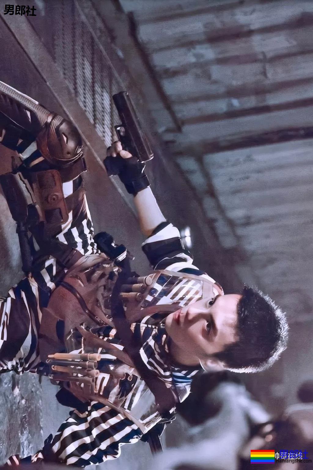 吴磊新剧洗澡戏曝光!寸头腹肌大长腿,长大的弟弟可太撩了! - 51虹马 吴磊新剧洗澡戏曝光!寸头腹肌大长腿,长大的弟弟可太撩了! - 51虹马