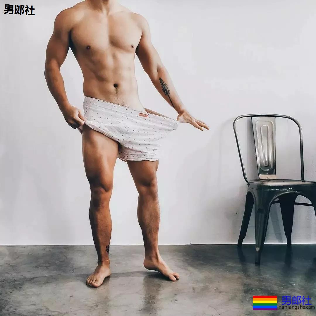 他被誉为“越南最性感的翘臀”，你可以吗？ - 51虹马