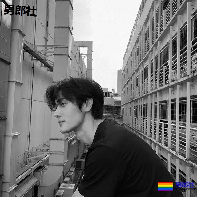 十头身长肌清爽小哥，脉络清晰荷尔蒙爆棚！ - 51虹马