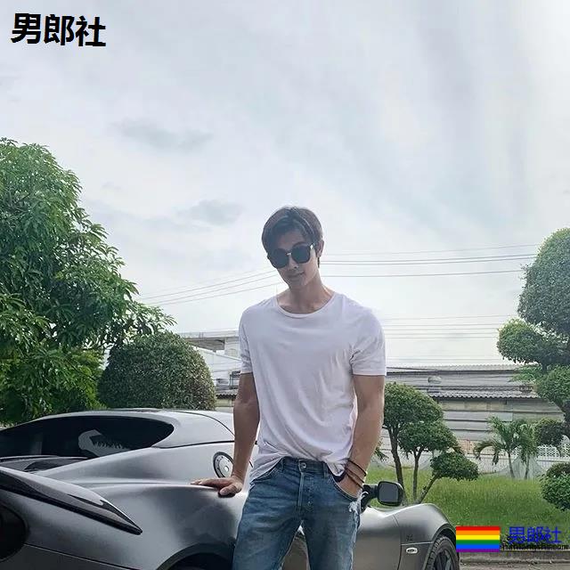 十头身长肌清爽小哥，脉络清晰荷尔蒙爆棚！ - 51虹马