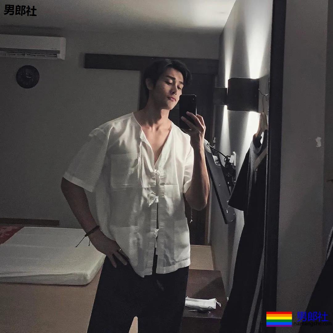 十头身长肌清爽小哥，脉络清晰荷尔蒙爆棚！ - 51虹马