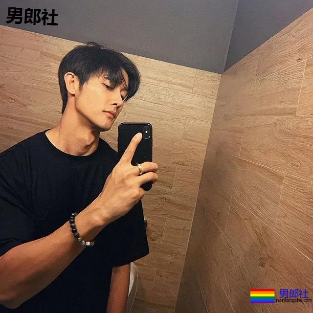 十头身长肌清爽小哥，脉络清晰荷尔蒙爆棚！ - 51虹马