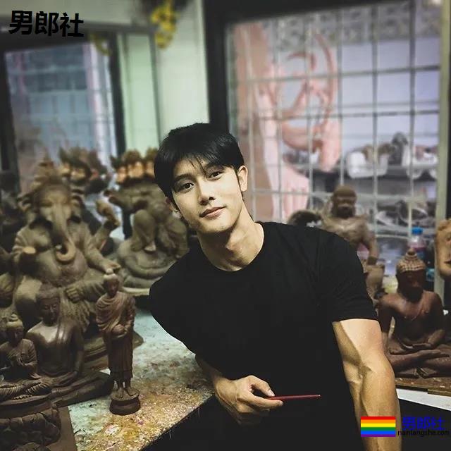 十头身长肌清爽小哥，脉络清晰荷尔蒙爆棚！ - 51虹马