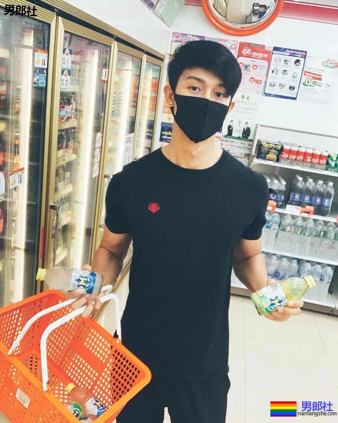 十头身长肌清爽小哥，脉络清晰荷尔蒙爆棚！ - 51虹马