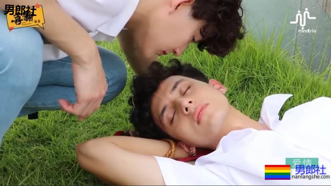 国产版两个爸爸+校园为了掰弯兄弟 傲娇帅哥做O - 51虹马 国产版两个爸爸+校园为了掰弯兄弟 傲娇帅哥做O - 51虹马