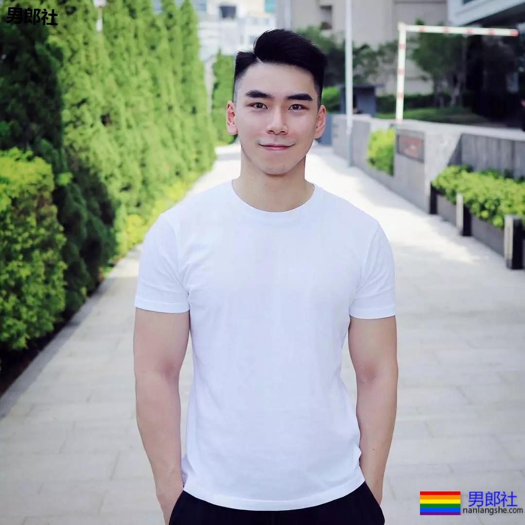 日本人出书教你摆姿势？不如跟他学才是正经事 - 51虹马