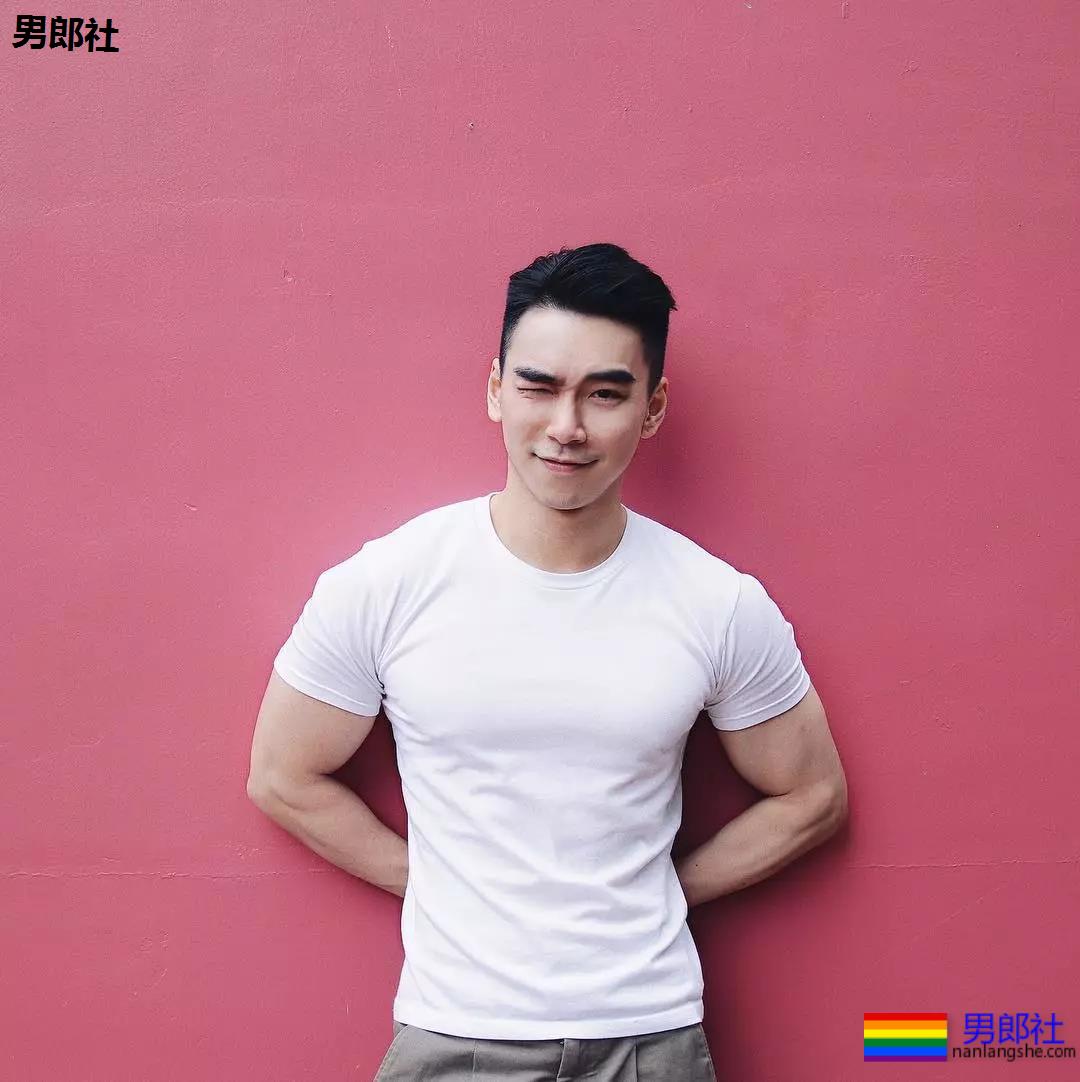 日本人出书教你摆姿势？不如跟他学才是正经事 - 51虹马