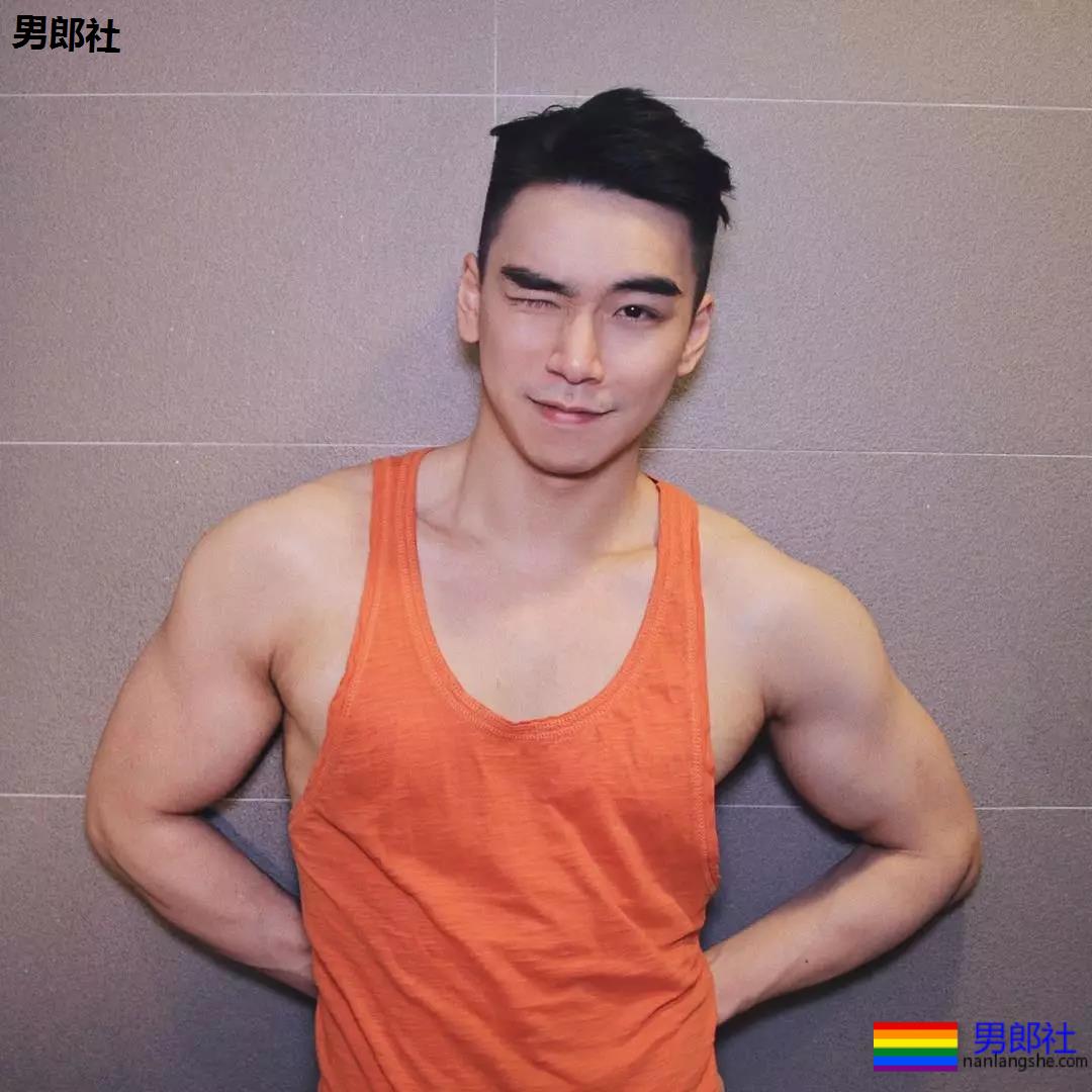 日本人出书教你摆姿势？不如跟他学才是正经事 - 51虹马