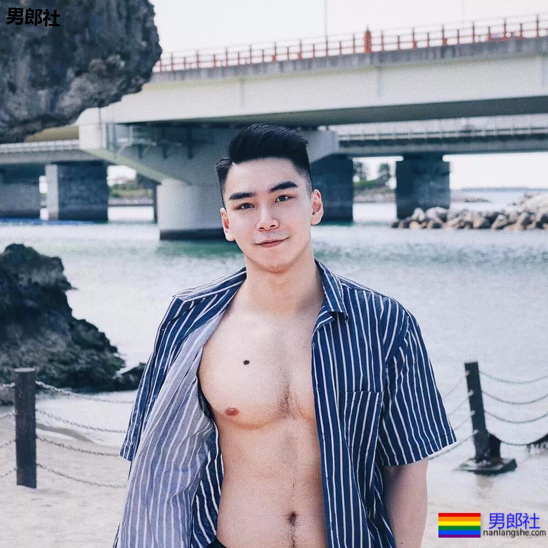 日本人出书教你摆姿势？不如跟他学才是正经事 - 51虹马