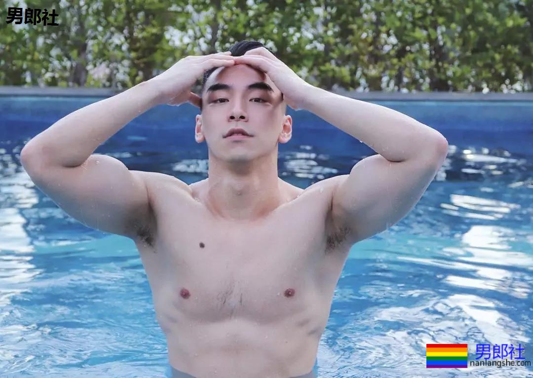 日本人出书教你摆姿势？不如跟他学才是正经事 - 51虹马