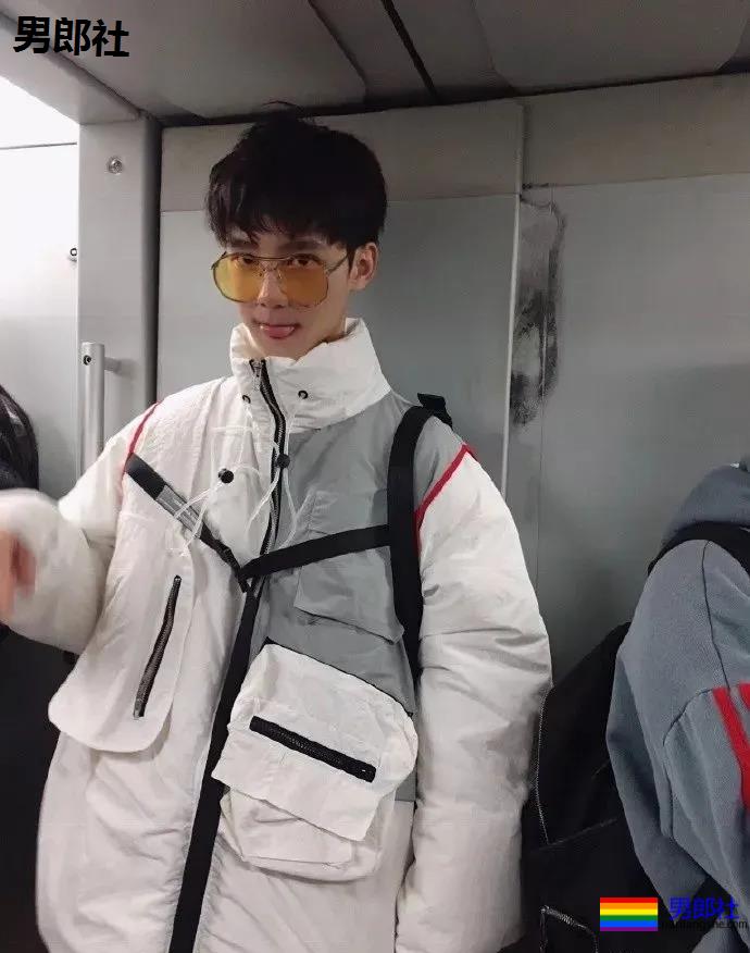 奶白奶白的上海艺术生！艺术生自古多GAY！ - 51虹马