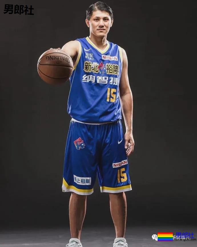 知名篮球运动员KTV与多人“寻欢”，还拍视频传上网 - 51虹马