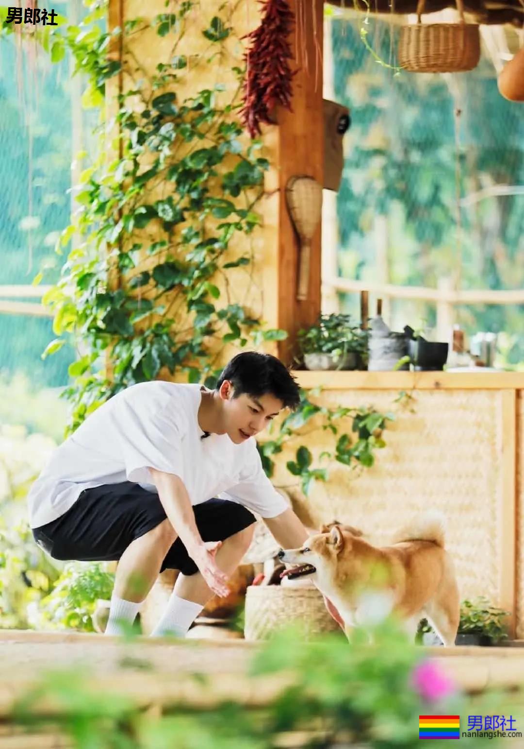 许光汉穿白袜的样子，我康康谁又可了？ - 51虹马