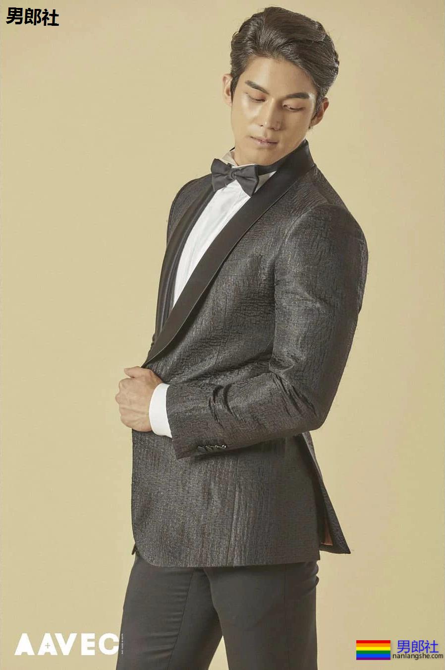 以为这次真见到“小哥”了,体验了一把颜值和身材不符 - 51虹马 以为这次真见到“小哥”了,体验了一把颜值和身材不符 - 51虹马