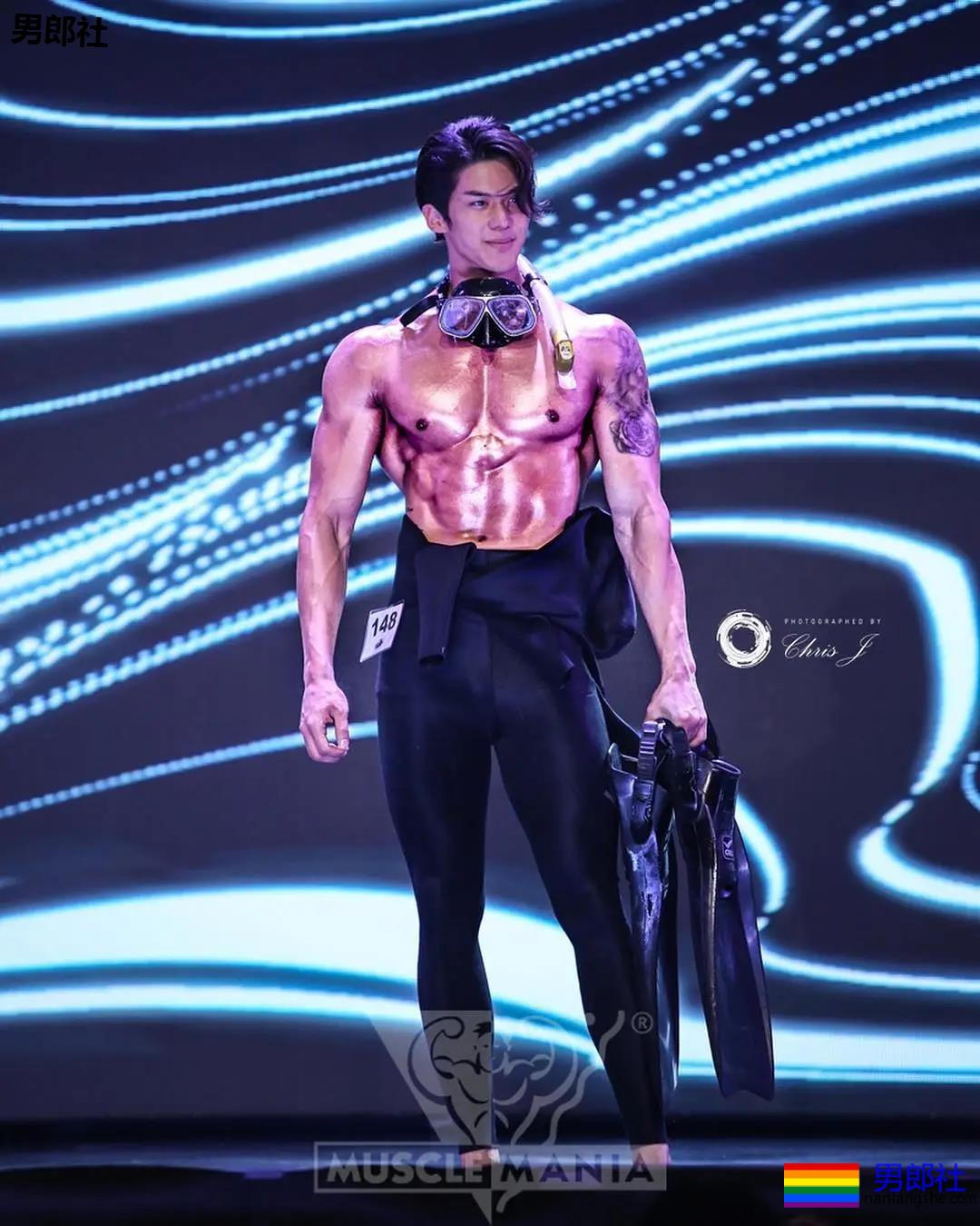 以为这次真见到“小哥”了,体验了一把颜值和身材不符 - 51虹马 以为这次真见到“小哥”了,体验了一把颜值和身材不符 - 51虹马