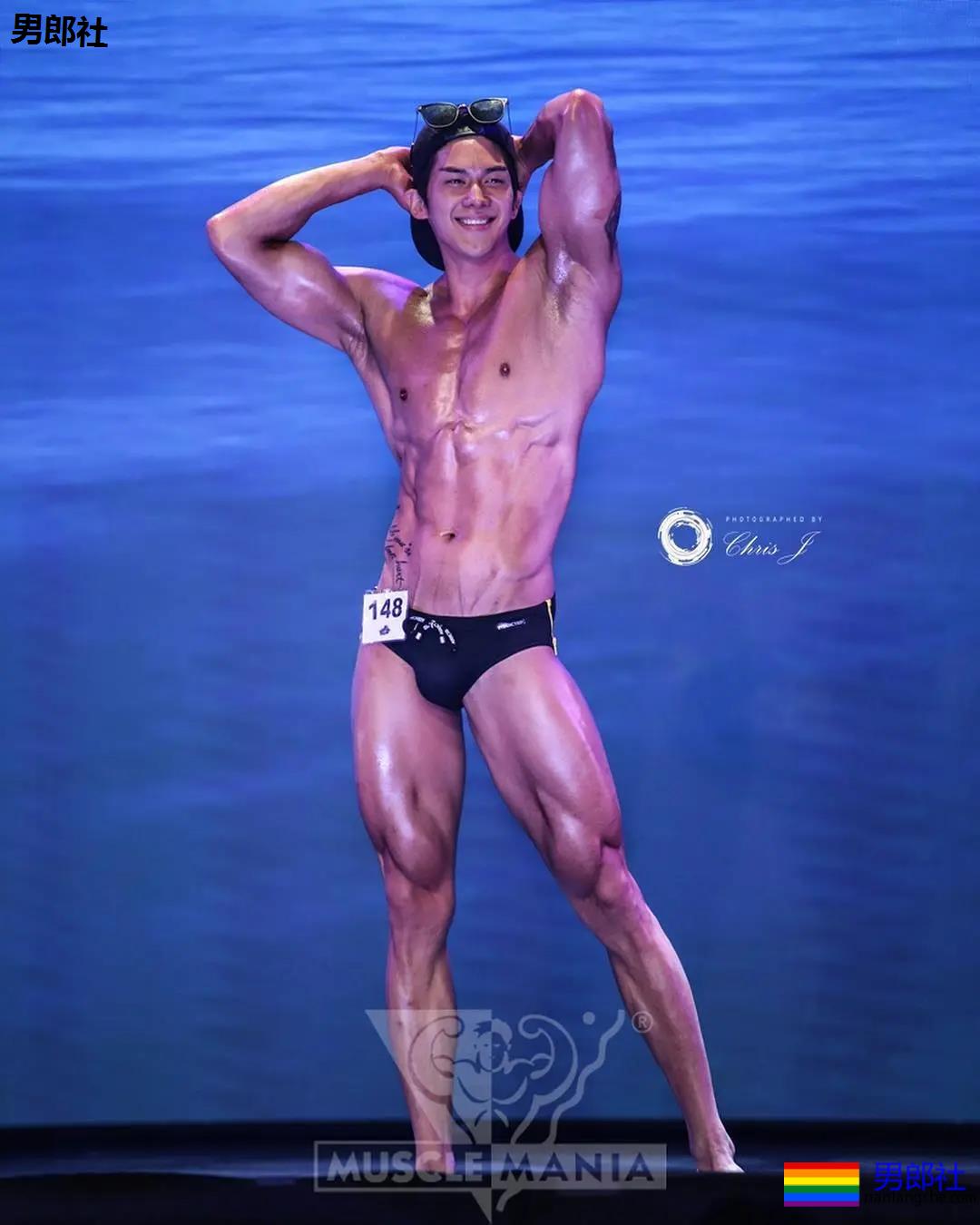 以为这次真见到“小哥”了,体验了一把颜值和身材不符 - 51虹马 以为这次真见到“小哥”了,体验了一把颜值和身材不符 - 51虹马