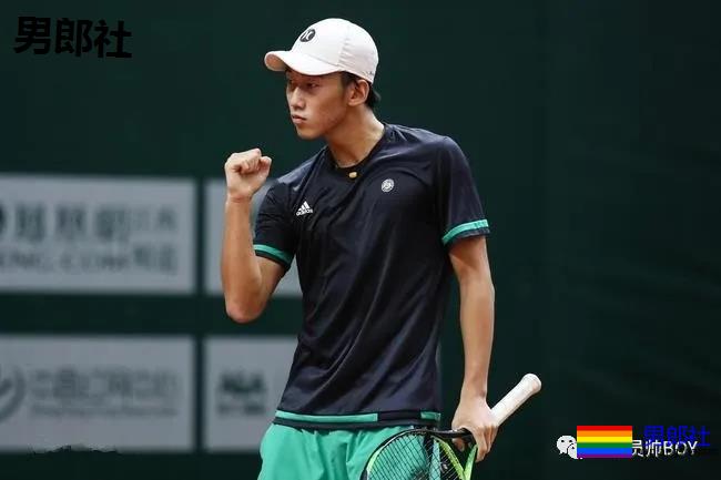 中国网球一姐的00后体育生男友有多帅？ - 51虹马