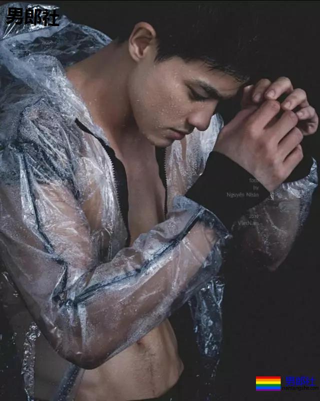 越南小哥写真走红网络，身材性感让人流鼻血！ - 51虹马