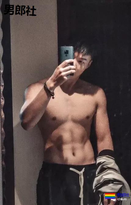 西安体院招生海报被指低俗不堪,这究竟是戳到谁? - 51虹马 西安体院招生海报被指低俗不堪,这究竟是戳到谁? - 51虹马