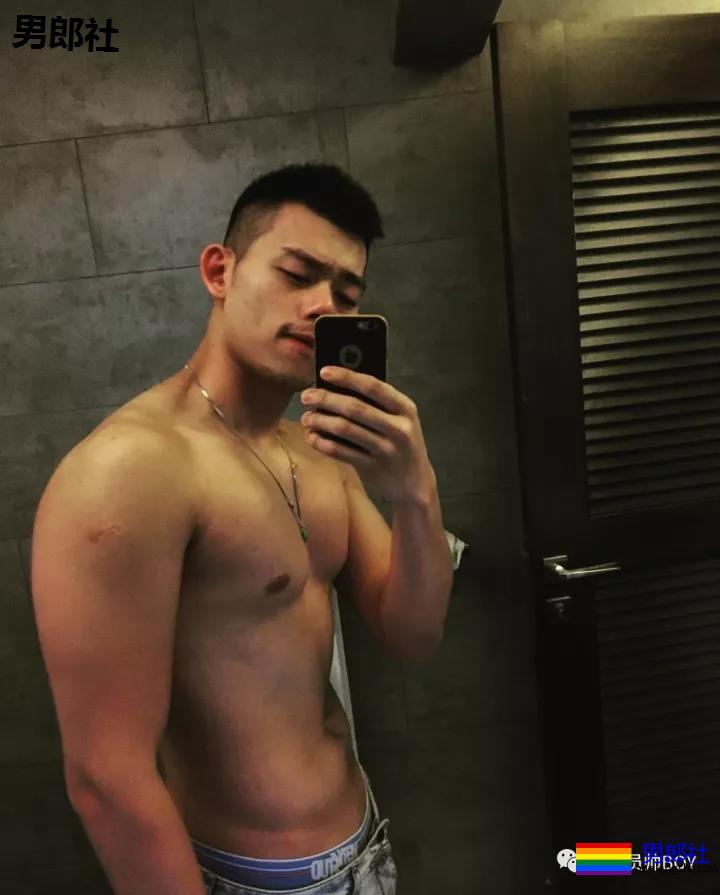 马来西亚的网红帅哥是什么样的呢? - 51虹马 马来西亚的网红帅哥是什么样的呢? - 51虹马