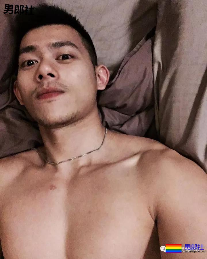 马来西亚的网红帅哥是什么样的呢? - 51虹马 马来西亚的网红帅哥是什么样的呢? - 51虹马