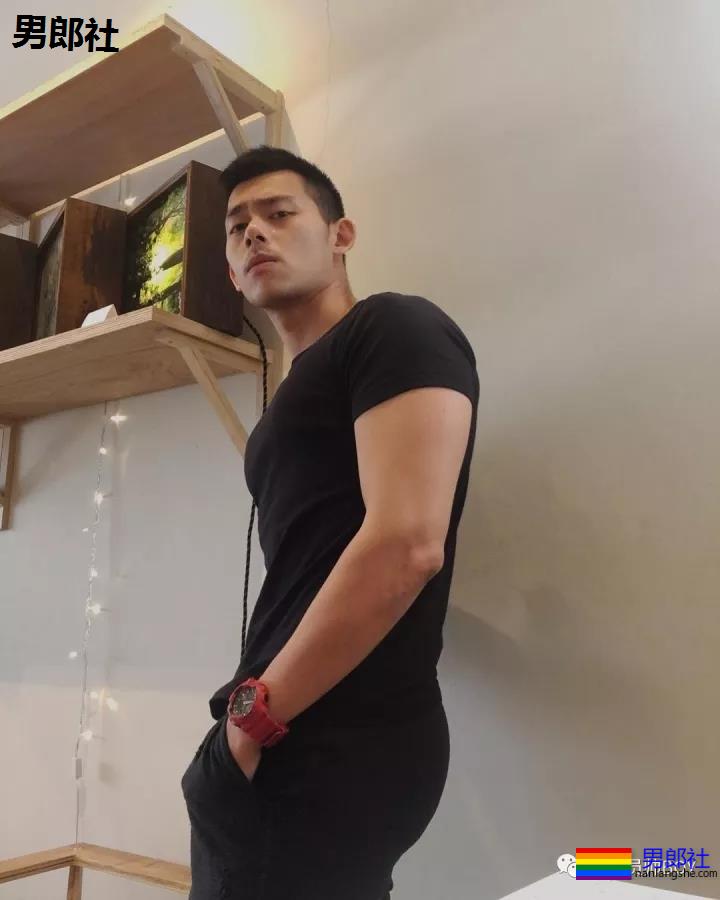 马来西亚的网红帅哥是什么样的呢? - 51虹马 马来西亚的网红帅哥是什么样的呢? - 51虹马