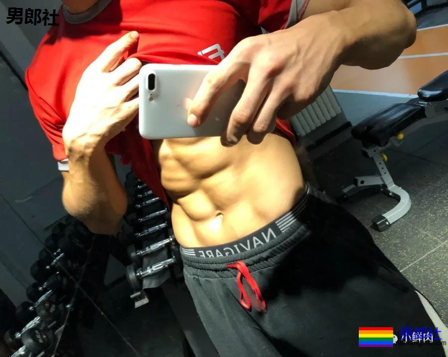 这场硬照漫天的身材与颜值较量，上海教练拿第1没得说！ - 51虹马