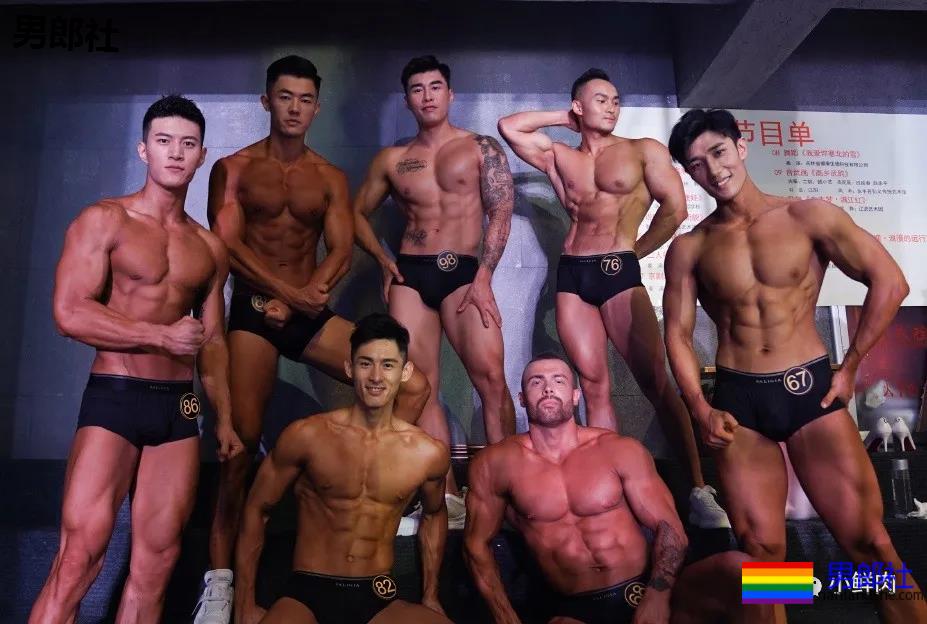 这场硬照漫天的身材与颜值较量，上海教练拿第1没得说！ - 51虹马