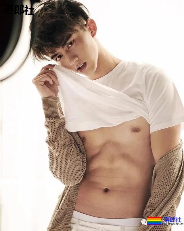 终于出了一档看肌肉帅哥的综艺节目！这谁扛得住啊？ - 51虹马