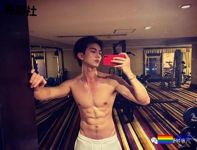 终于出了一档看肌肉帅哥的综艺节目！这谁扛得住啊？ - 51虹马