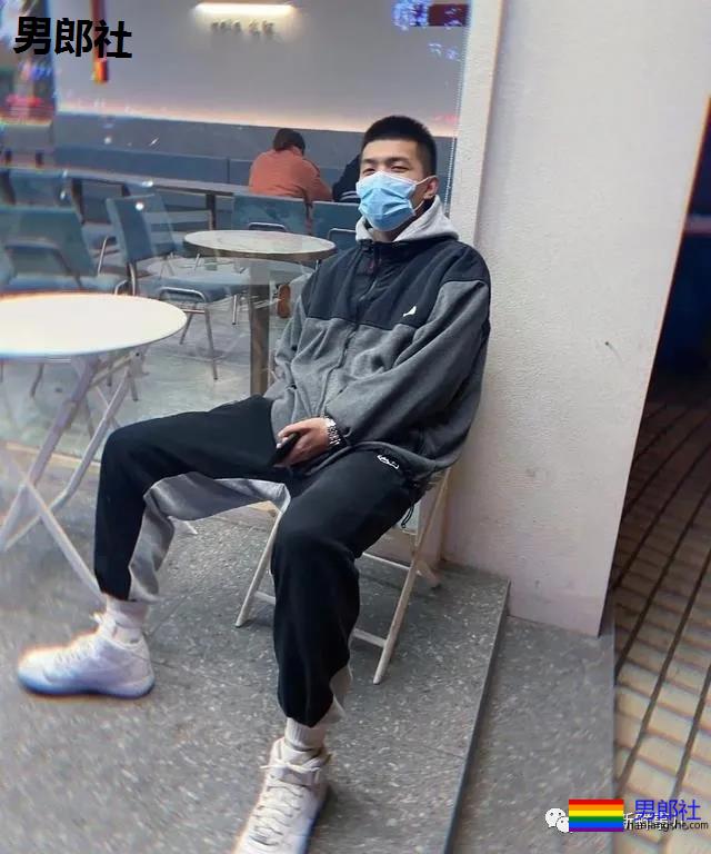 终于出了一档看肌肉帅哥的综艺节目！这谁扛得住啊？ - 51虹马