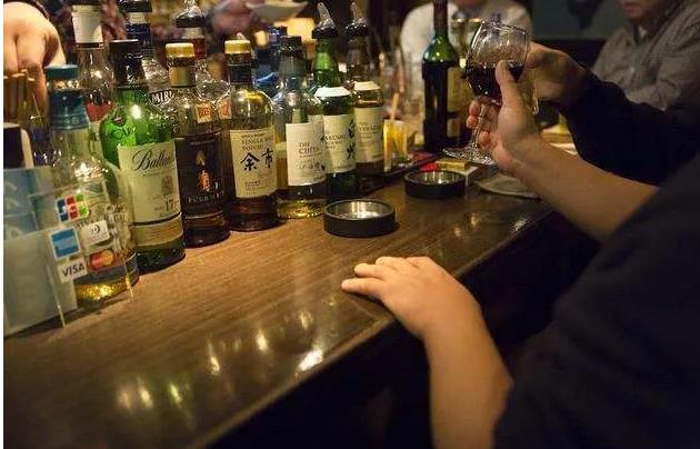 我，一个gay吧舞男，做了已婚同志的小三 - 51虹马