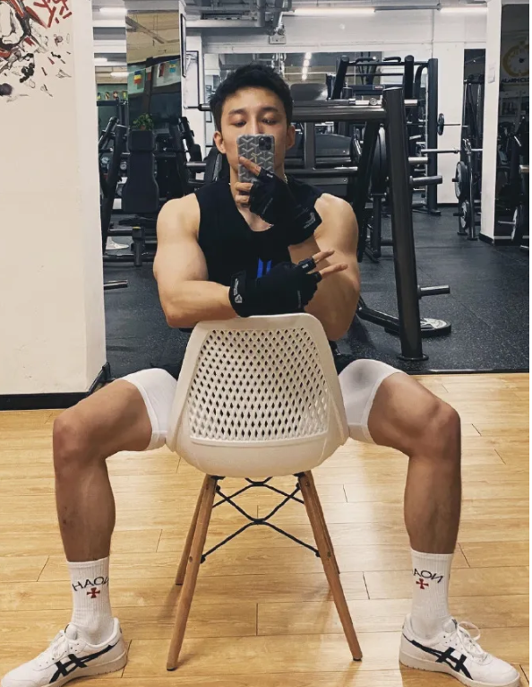 他说他是0，更喜欢别人在自己身上耕耘 - 51虹马