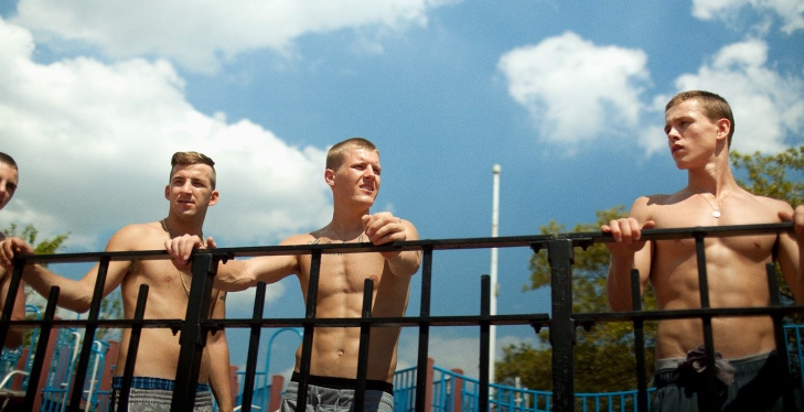 五部日舞影展获奖男同志杰作，炎炎夏日带着你一起上山下海 - 51虹马