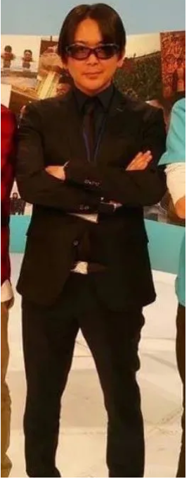 惊!20岁男爱豆遭47岁已婚同性董事潜规则一年? - 51虹马 惊!20岁男爱豆遭47岁已婚同性董事潜规则一年? - 51虹马