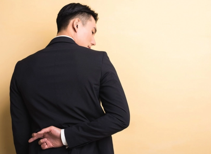 情侣间遇到这12件渣事那就趁早散了吧 - 51虹马