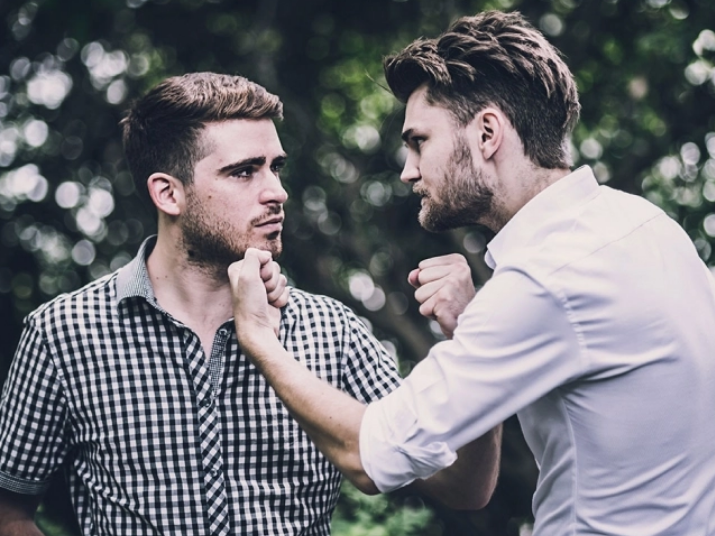 情侣间遇到这12件渣事那就趁早散了吧 - 51虹马