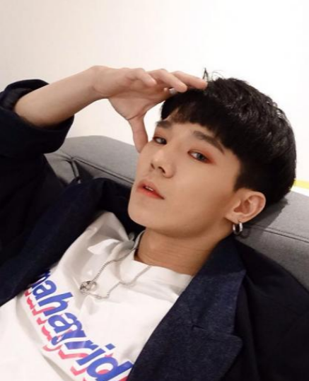 BL剧男星入伍去 国民甜点陈廷轩写真「握枪」露出好身材 - 51虹马