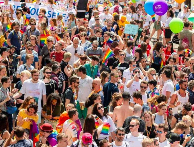 婚姻平权逆转胜!民调显示:逾 80% 瑞士人民支持同性婚姻 - 51虹马 婚姻平权逆转胜!民调显示:逾 80% 瑞士人民支持同性婚姻 - 51虹马