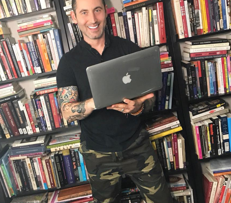 性福掌握在自己双手里?频繁自慰者较有自信、就业率较高 - 51虹马 性福掌握在自己双手里?频繁自慰者较有自信、就业率较高 - 51虹马