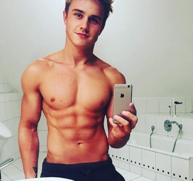 12个Ins天菜帅哥出浴照,性感到尖叫! - 51虹马 12个Ins天菜帅哥出浴照,性感到尖叫! - 51虹马