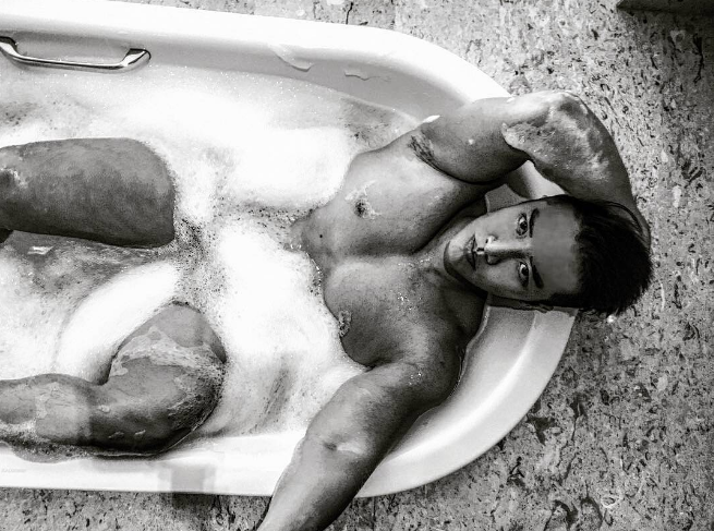 12个Ins天菜帅哥出浴照,性感到尖叫! - 51虹马 12个Ins天菜帅哥出浴照,性感到尖叫! - 51虹马