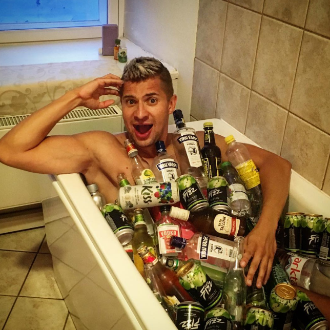 12个Ins天菜帅哥出浴照,性感到尖叫! - 51虹马 12个Ins天菜帅哥出浴照,性感到尖叫! - 51虹马