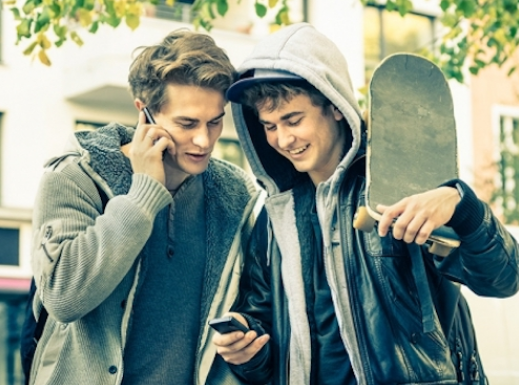 G片看太多的性幻想：消防员、军人跟按摩师都会自动跟我上床？ - 51虹马