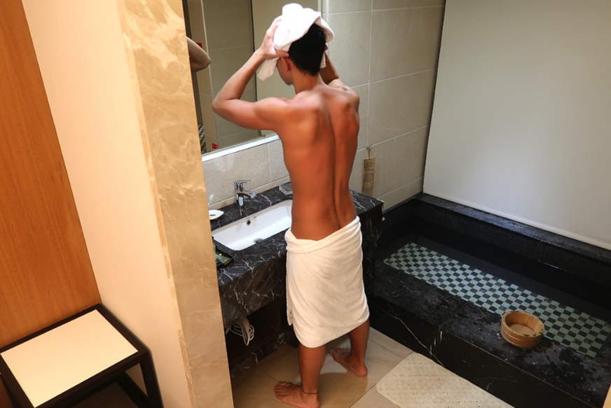 男同志论坛最爱他的自拍片,阿翔:性爱美好因人而异,没有标准 - 51虹马 男同志论坛最爱他的自拍片,阿翔:性爱美好因人而异,没有标准 - 51虹马