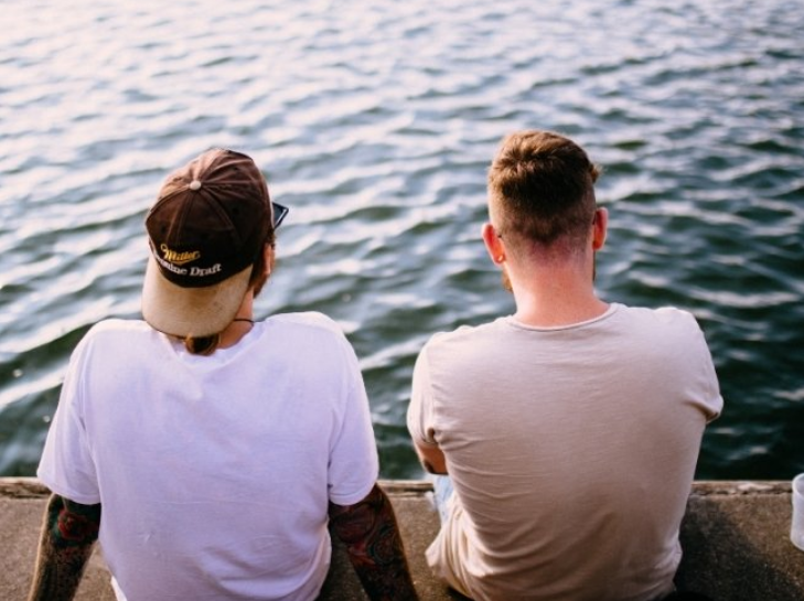 「你从不知道我想出柜但是有多难」10个同志出柜前的各种挣扎 - 51虹马