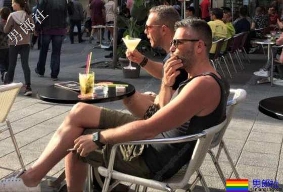 西班牙同志旅游胜地-锡切斯 - 51虹马 西班牙同志旅游胜地-锡切斯 - 51虹马