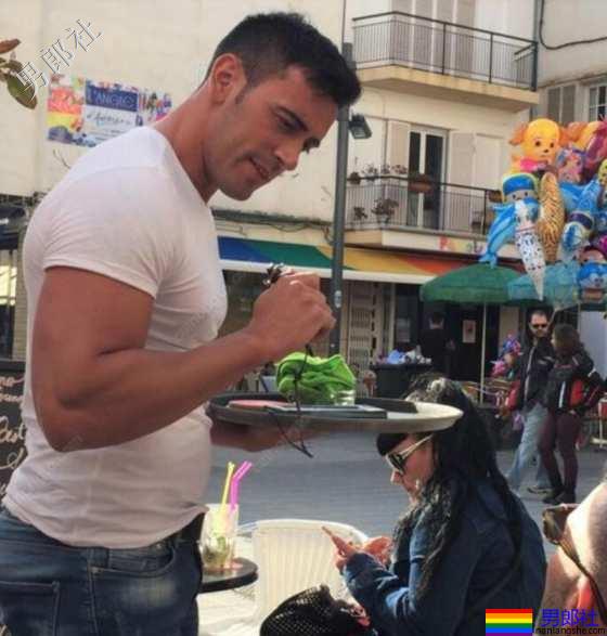 西班牙同志旅游胜地-锡切斯 - 51虹马 西班牙同志旅游胜地-锡切斯 - 51虹马