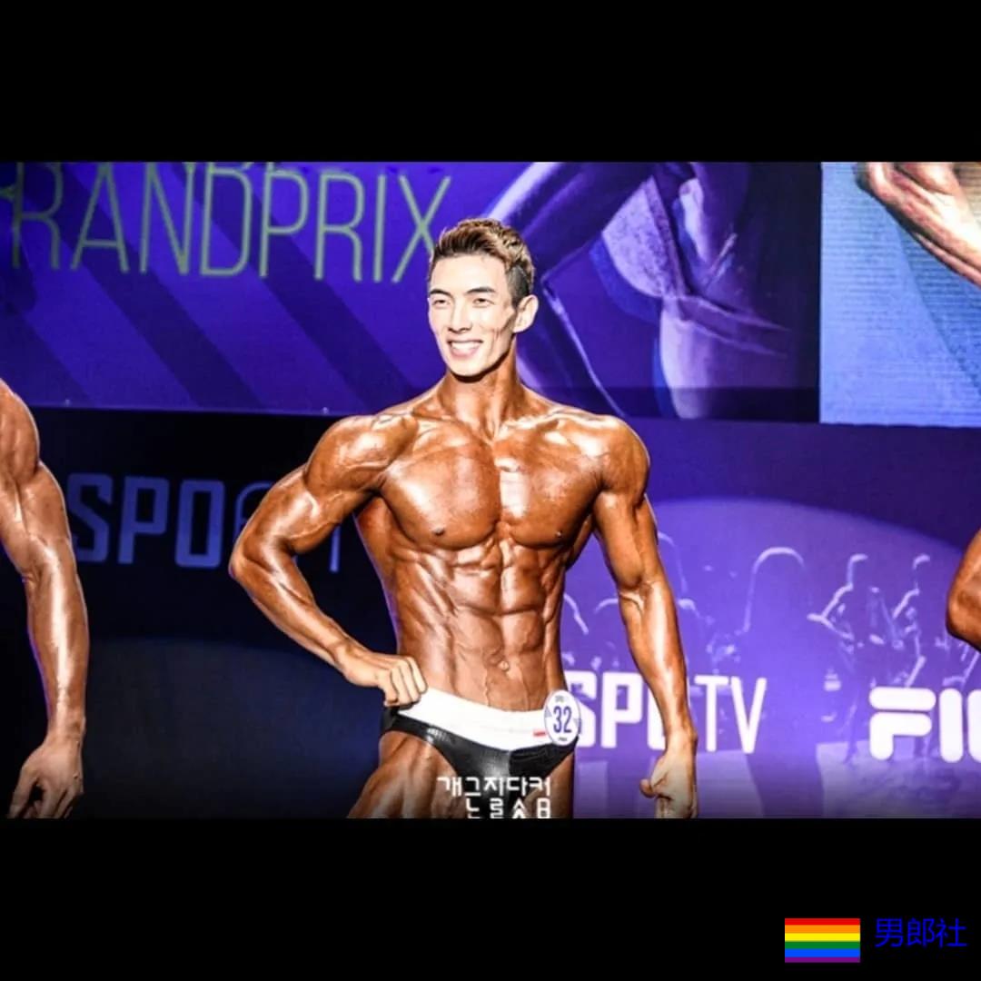 永远不缺肌肉与荷尔蒙，元气满满的小哥哥 - 51虹马